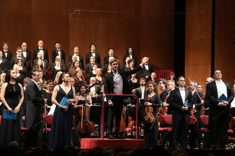 Mozart: Requiem / Thomas Guggeis: Immagine di anteprima